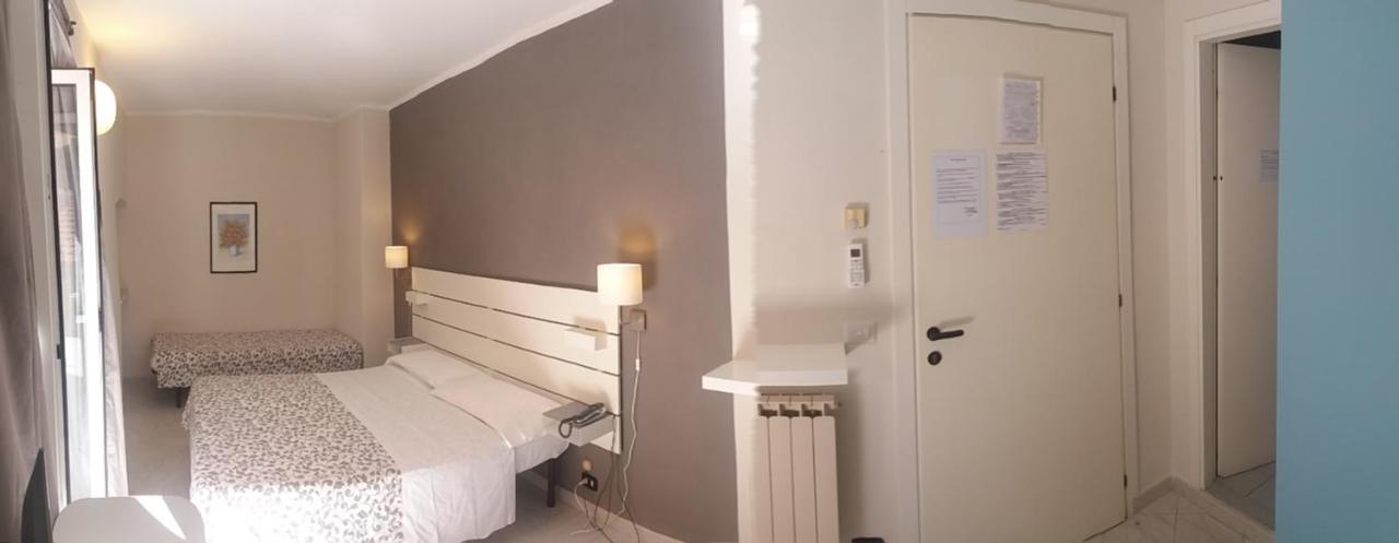 Hotel Malibu 斯波托尔诺 外观 照片